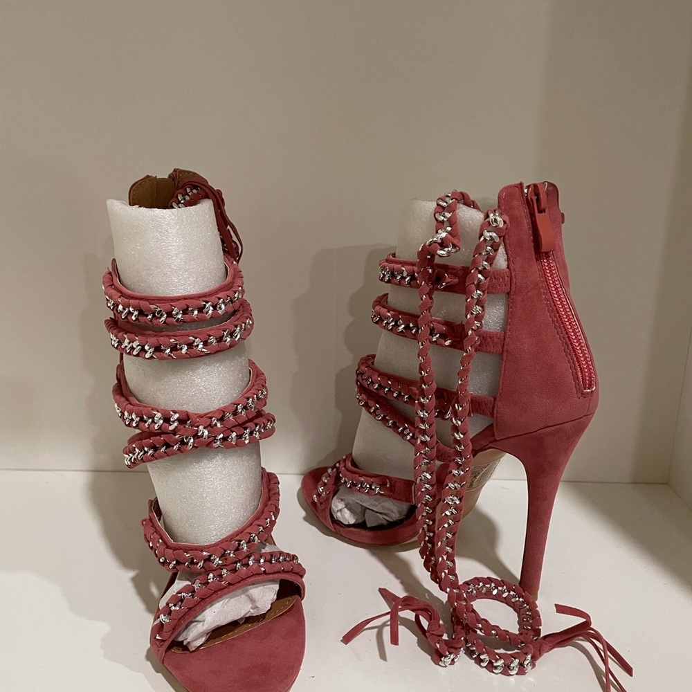 Heels - Picture 2 of 3